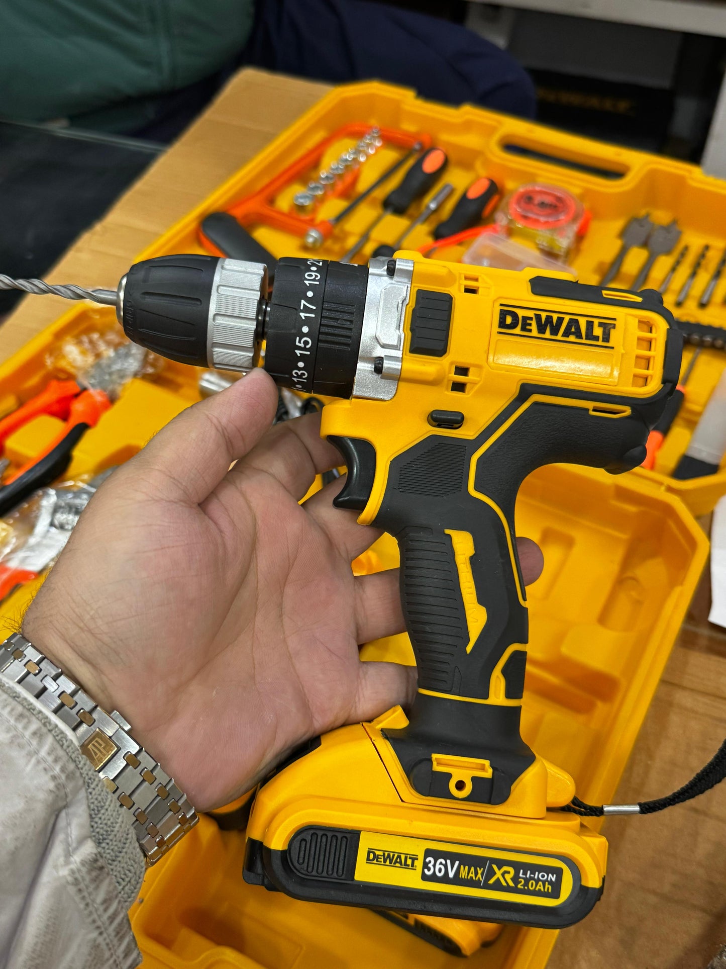 Dewalt 117 Pieces Powerful Drill Tools Box 36V Lot Imported